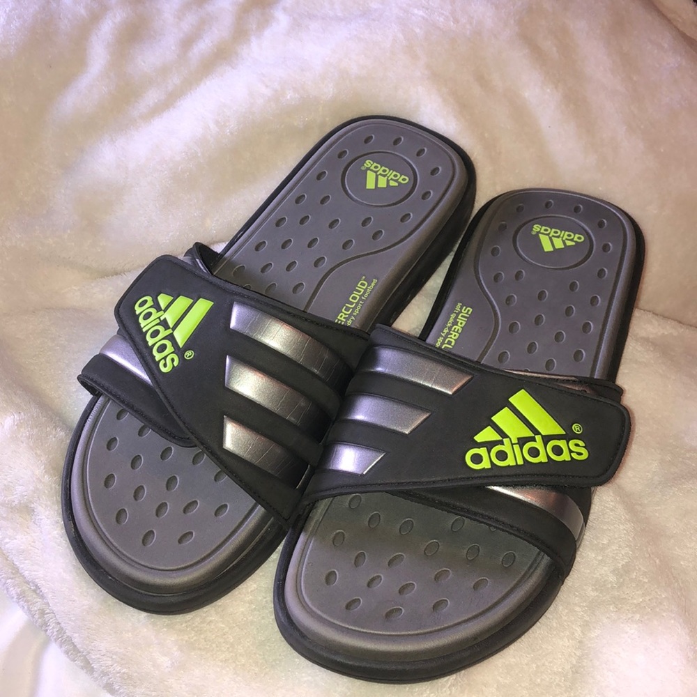 SuperCloud Adidas Slides